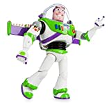 Disney Store Interaktive sprechende Actionfigur Buzz Lightyear aus Toy Story, 30cm/11, Astronaut mit über 10 englischen Sätzen, interagiert mit Anderen Figuren, mit Laserstrahl, für Kinder ab 3Jahren