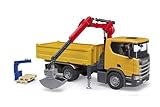 bruder 03551 - Scania Super 560R Baustellen LKW mit Kran & 2 Paletten - 1:16 Fahrzeuge, Baufahrzeug, Kranwagen, Lastwagen, Spielzeug ab 4 Jahre