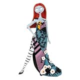 Enesco Disney Showcase The Nightmare Before Christmas Sally in Gown Botanische Figur, 18 cm, Mehrfarbig