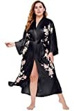 BABEYOND Langer Kimono-Robe mit Blumenmuster, Satin-Roben in Übergröße, Kimono-Überwurf, lockere Strickjacke - Schwarz - XX-Large Mehr