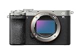 Sony Alpha 7C II | Spiegellose Vollformatkamera (kompakt, 33 MP, Echtzeit-Autofokus, 10 BPS, 4K Video, neigbarer LCD-Touchscreen) Silber/schwarz