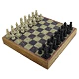 Schach Set mit passendem Schachbrett aus Stein geschnitzt, Kunsthandwerk aus Rajasthan 30 cm x 30 cm