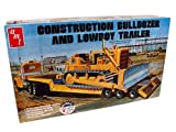 AMT Lowboy Anhänger & Bulldozer Combo Maßstab 1:25 Modellbausatz (AMT1218), schwarz